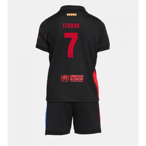 Dětský fotbalový dres Barcelona Ferran Torres #7 2024-25 Venkovní Krátký Rukáv (+ trenýrky)